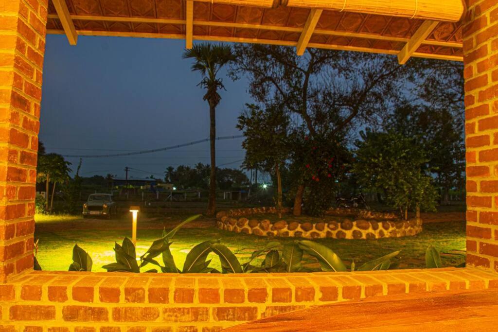 Holy Mountain Villa - Tiruvannāmalai Buitenkant foto